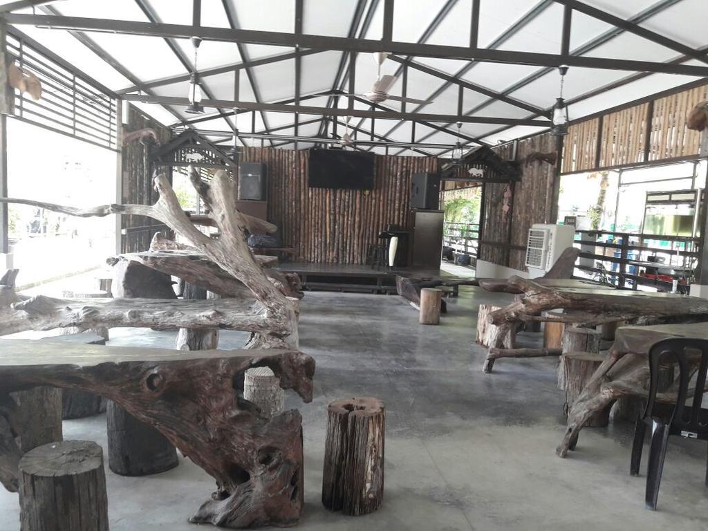 Hs Farm Waterpark Hotel Muar Kültér fotó
