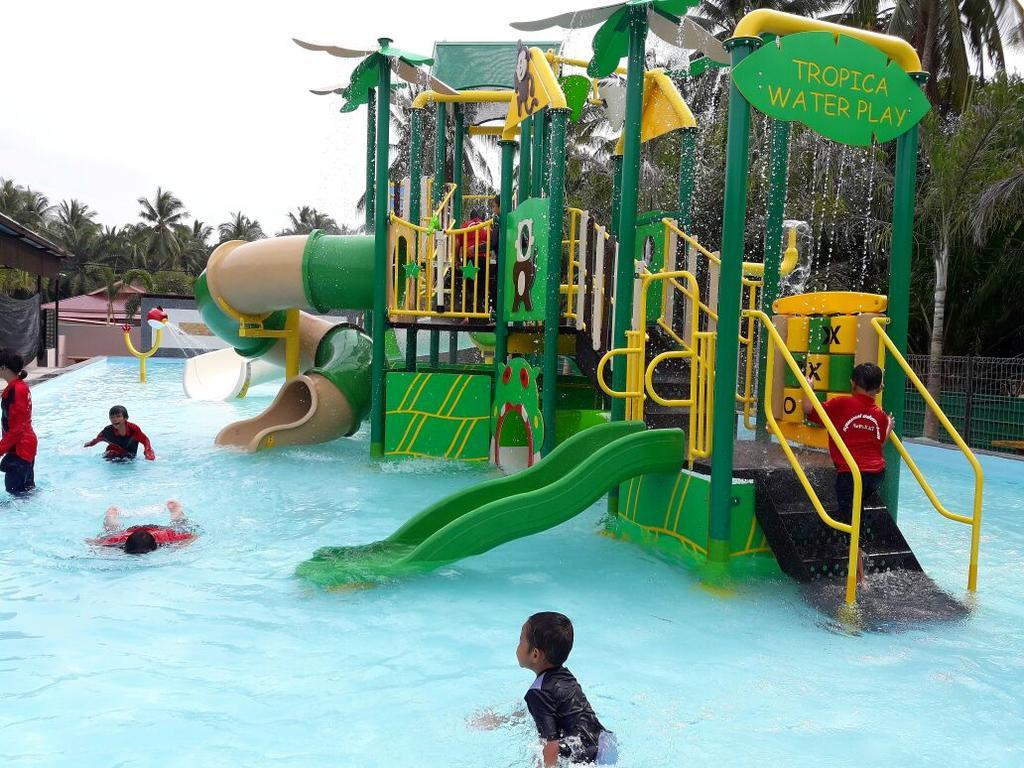 Hs Farm Waterpark Hotel Muar Kültér fotó